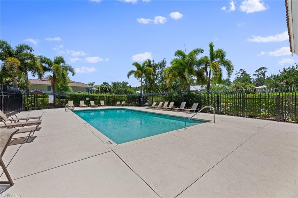 9450 Ivy Brook RUN # 602, FORT MYERS FL 33913-24