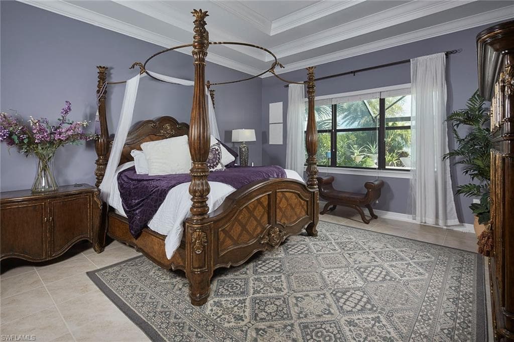 1633 Songbird CT, NAPLES FL 34120-16