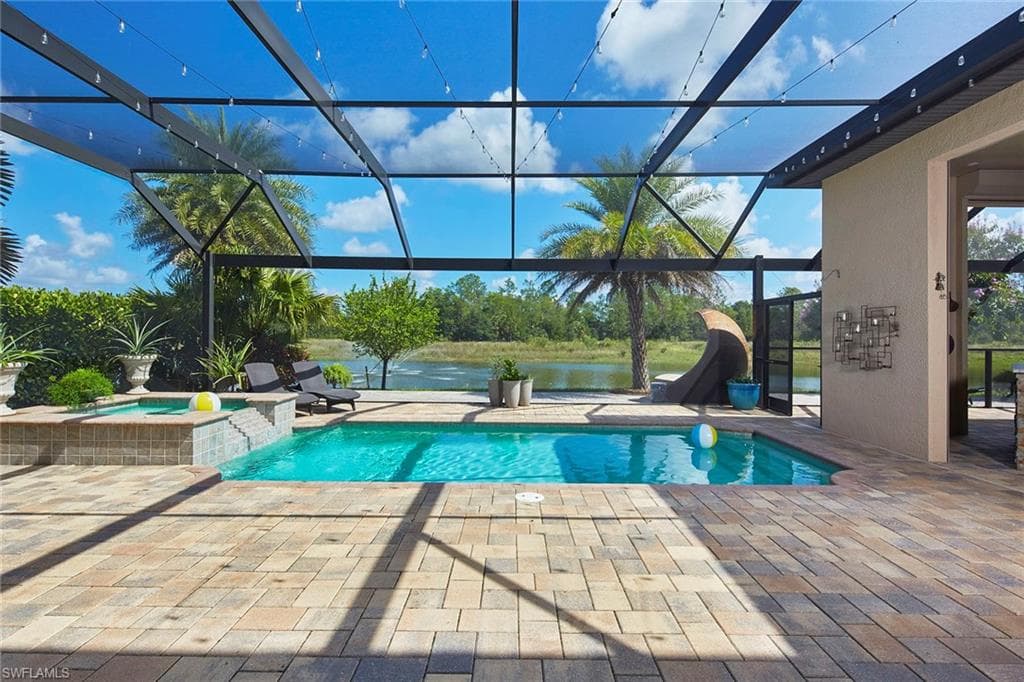 1633 Songbird CT, NAPLES FL 34120-40