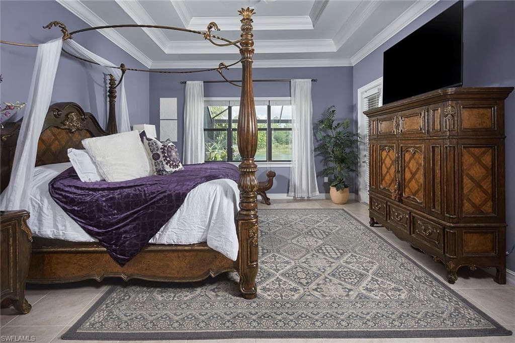 1633 Songbird CT, NAPLES FL 34120-17