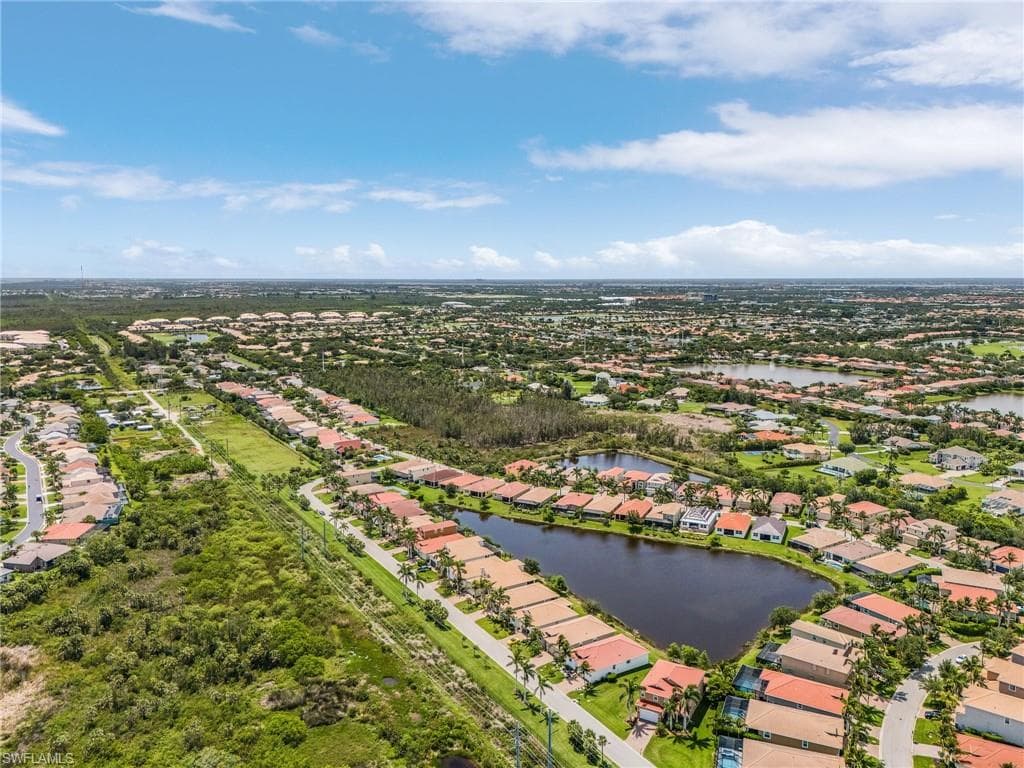 8108 Banyan Breeze WAY, FORT MYERS FL 33908-1