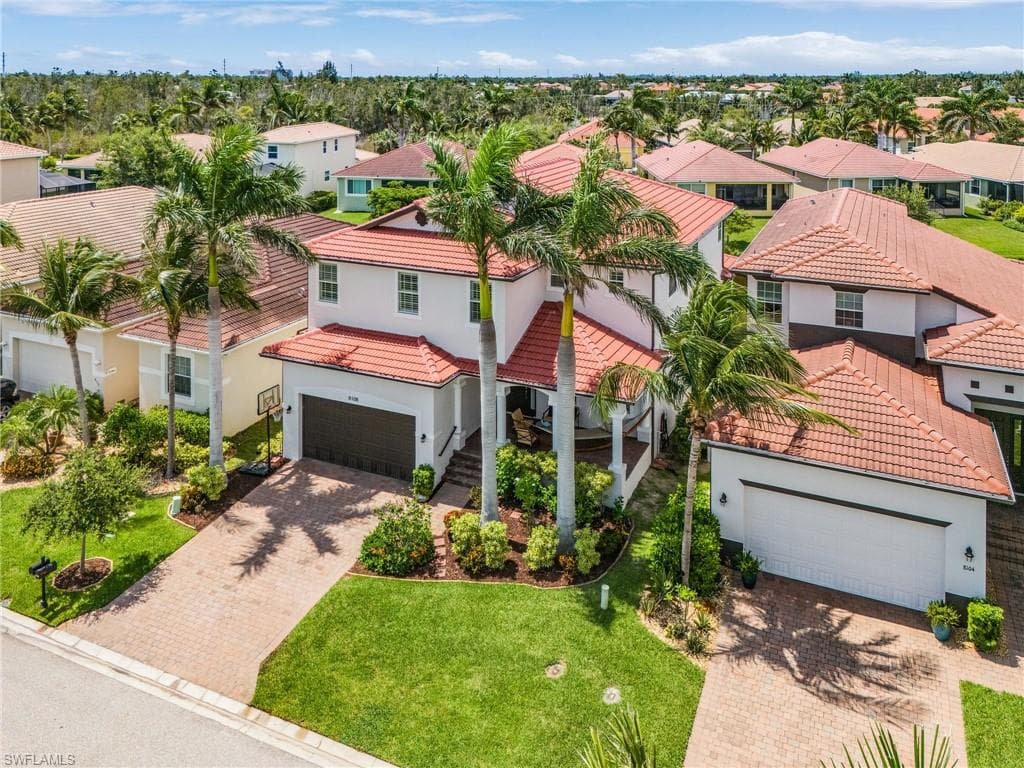 8108 Banyan Breeze WAY, FORT MYERS FL 33908-32