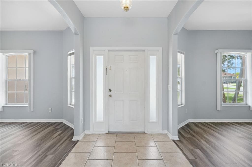 1023 SE 6th ST, CAPE CORAL FL 33990-5