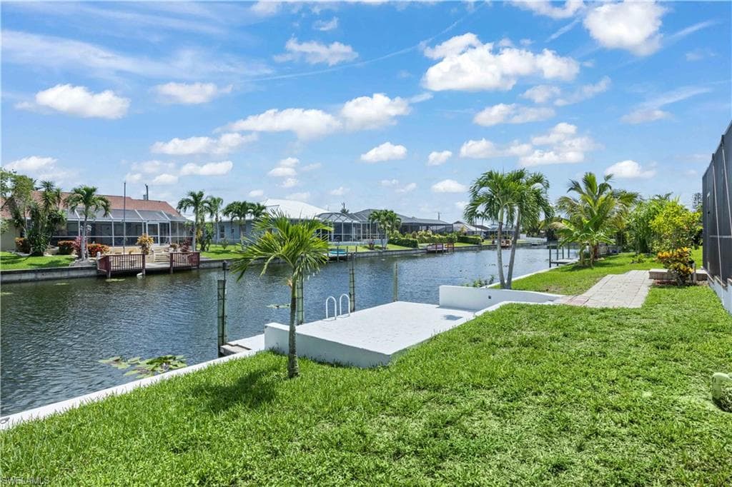 1023 SE 6th ST, CAPE CORAL FL 33990-41