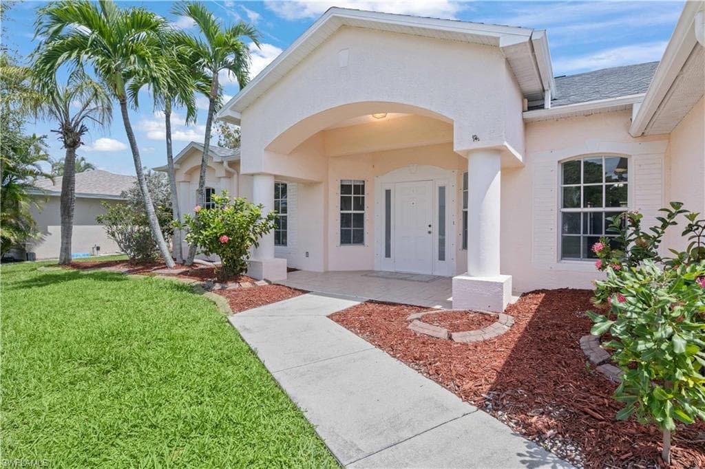 1023 SE 6th ST, CAPE CORAL FL 33990-3