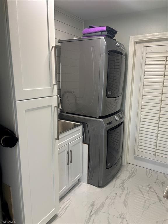 1951 SE 32nd ST, CAPE CORAL FL 33904-37