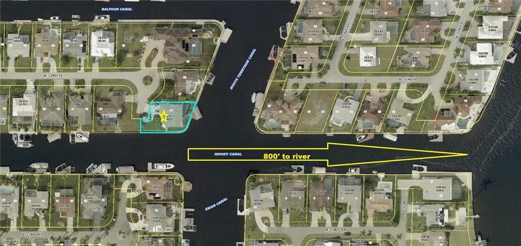 1951 SE 32nd ST, CAPE CORAL FL 33904-7