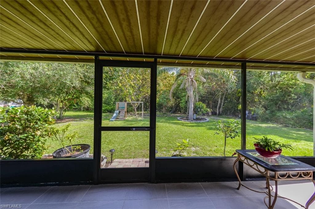 22442 Vale AVE, PUNTA GORDA FL 33980-27