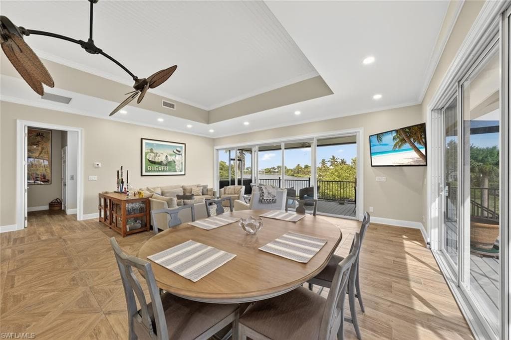 1537 Sand Castle RD, SANIBEL FL 33957-6