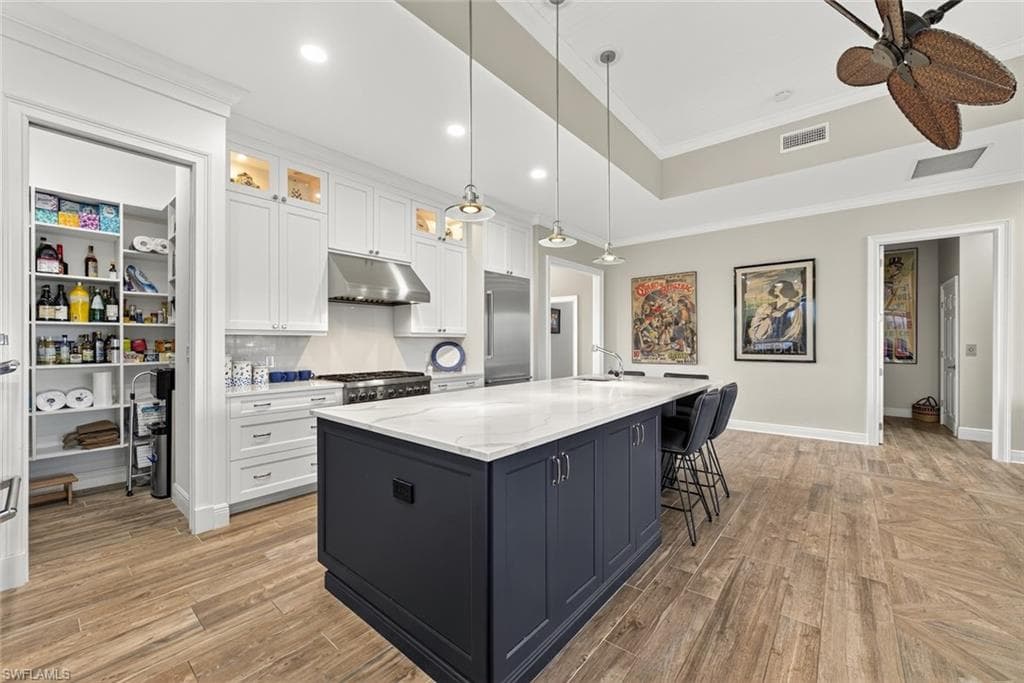 1537 Sand Castle RD, SANIBEL FL 33957-10