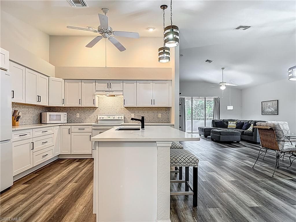 20698 Marathona CT, NORTH FORT MYERS FL 33917-20