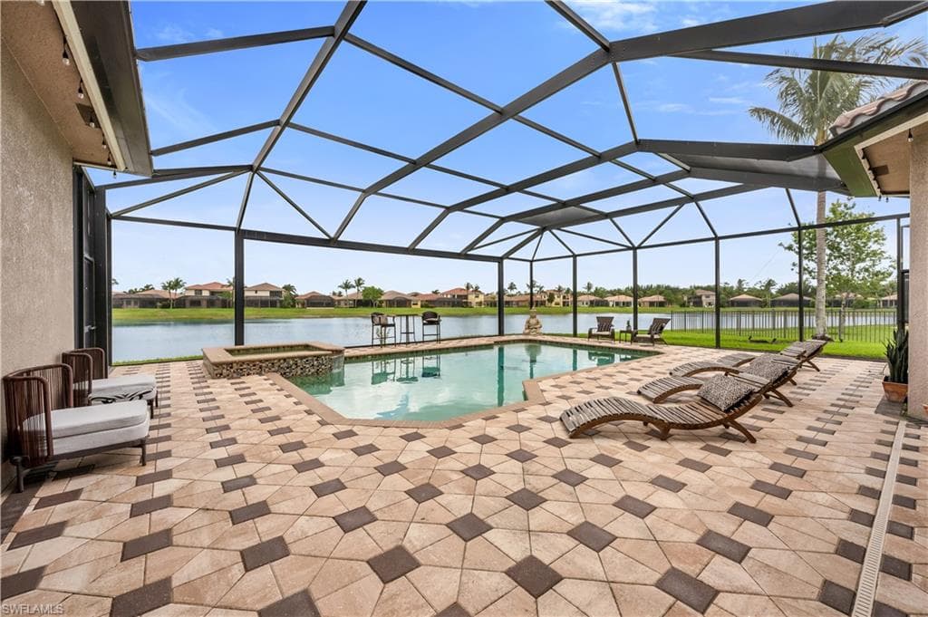 3910 Glacier CT, NAPLES FL 34119-23