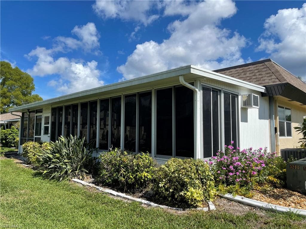 4808 Hidden Harbour BLVD, FORT MYERS FL 33919-4