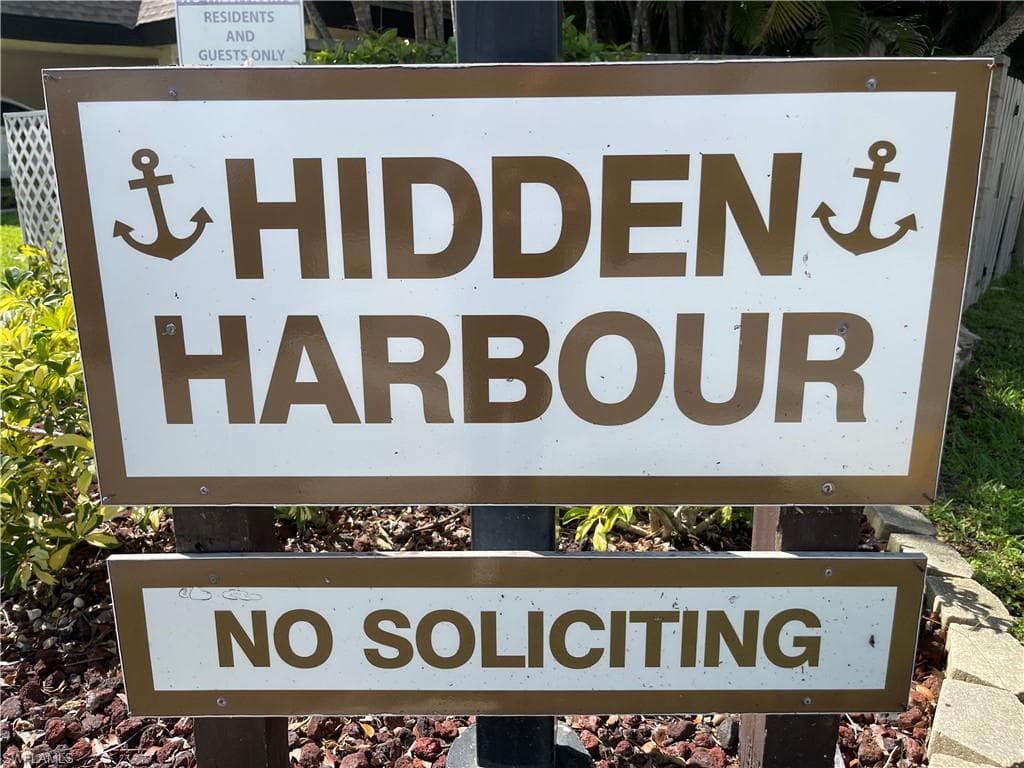 4808 Hidden Harbour BLVD, FORT MYERS FL 33919-36