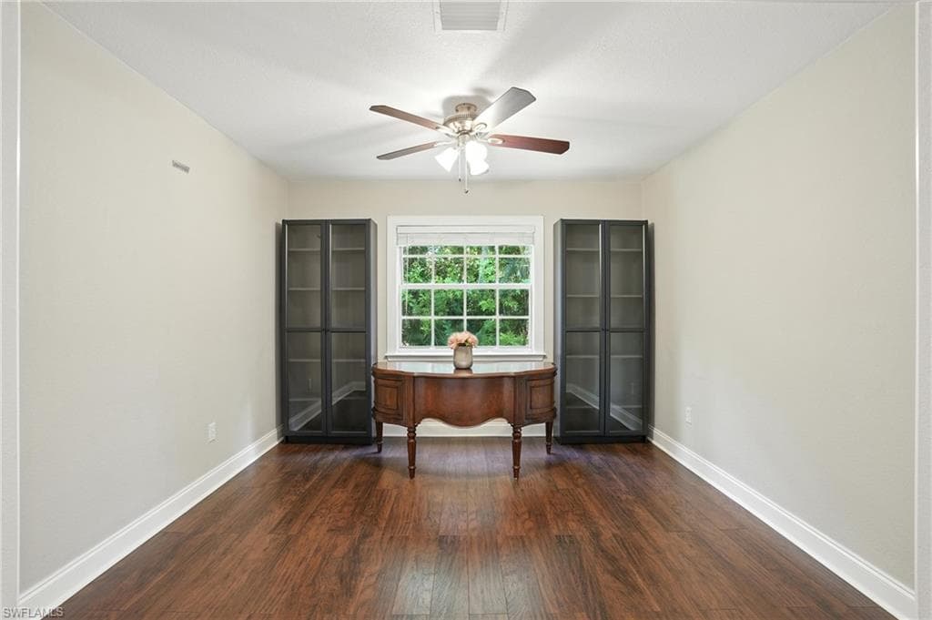 15840 S Pebble LN, FORT MYERS FL 33912-17