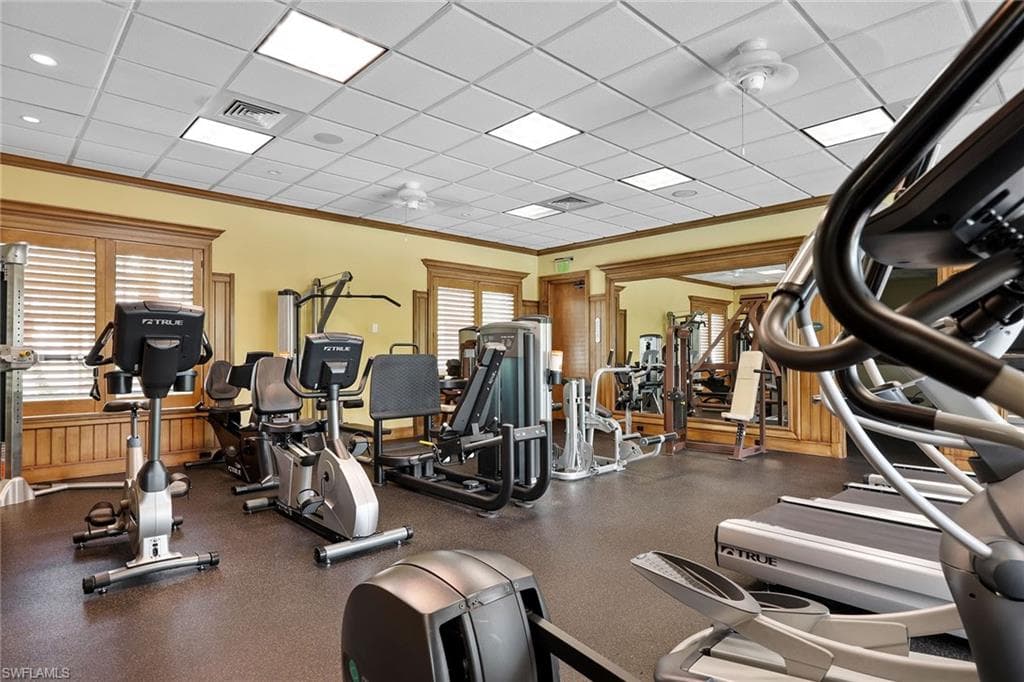 455 Cove Tower DR # 303, NAPLES FL 34110-37