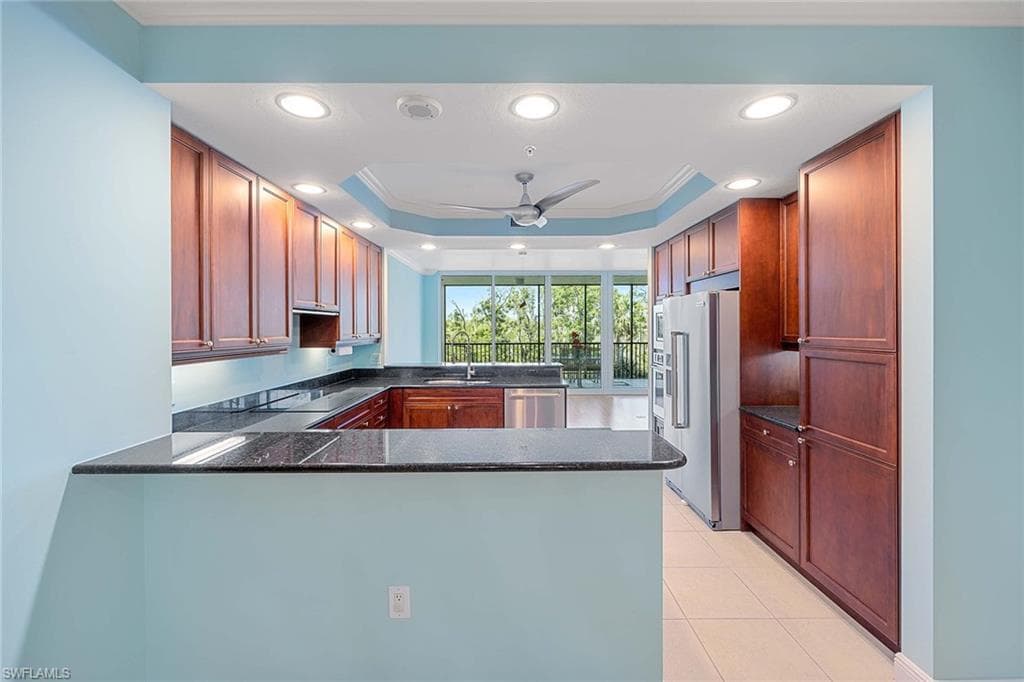 455 Cove Tower DR # 303, NAPLES FL 34110-13