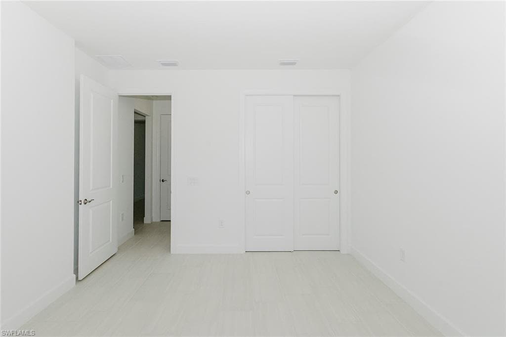 1954 Fresno AVE, NAPLES FL 34120-16