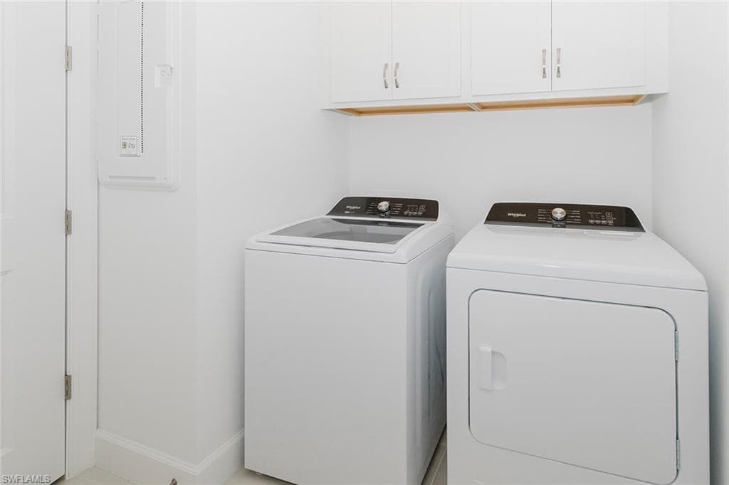 1954 Fresno AVE, NAPLES FL 34120-34