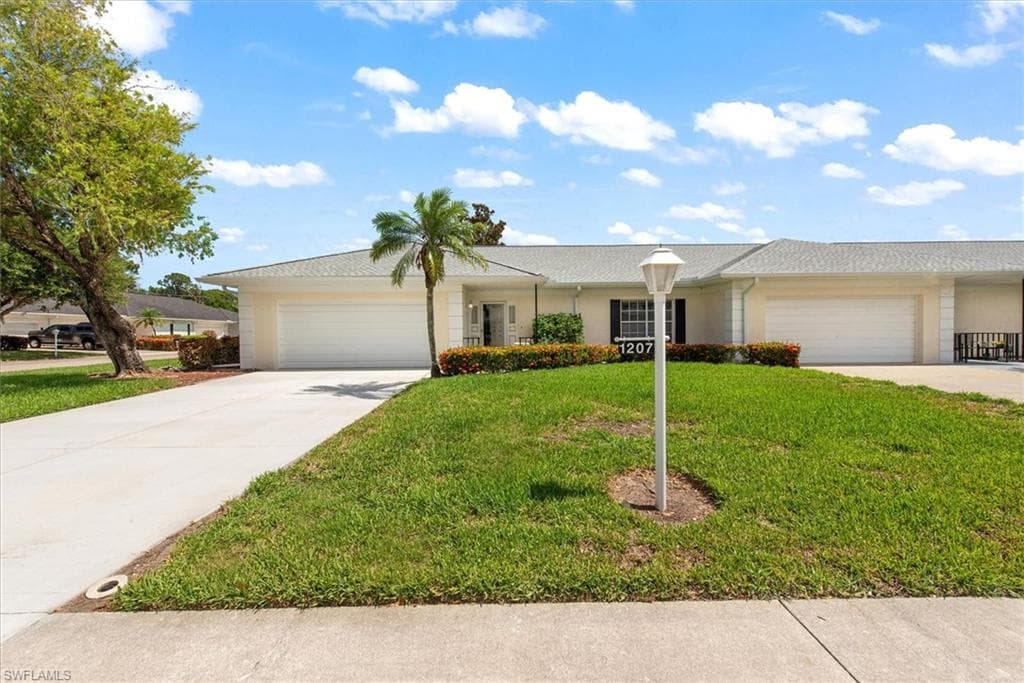 1207 Arcola DR, FORT MYERS FL 33919-1