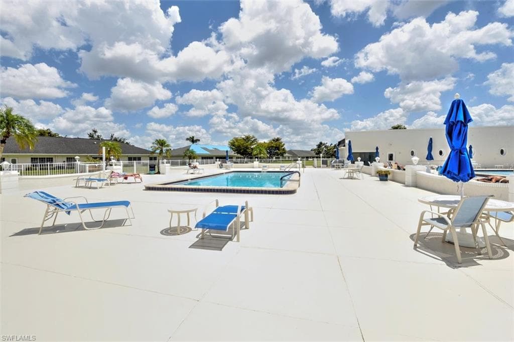 1207 Arcola DR, FORT MYERS FL 33919-27