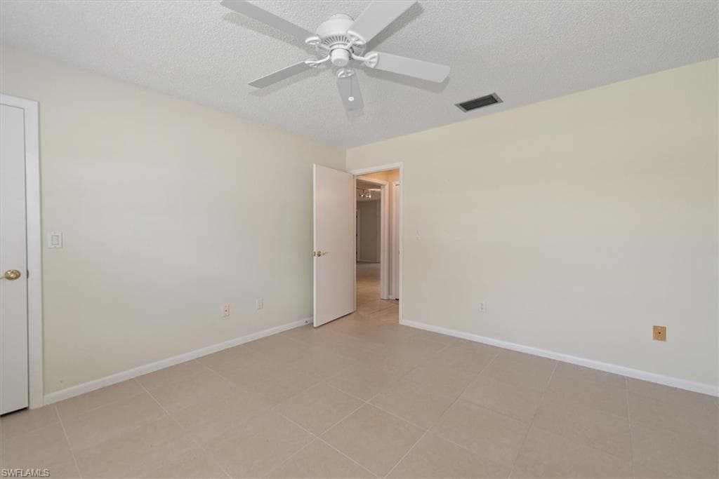 1207 Arcola DR, FORT MYERS FL 33919-17