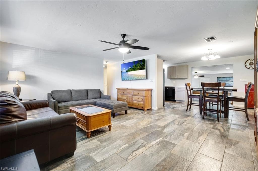108 Powell Creek CIR, NORTH FORT MYERS FL 33917-8