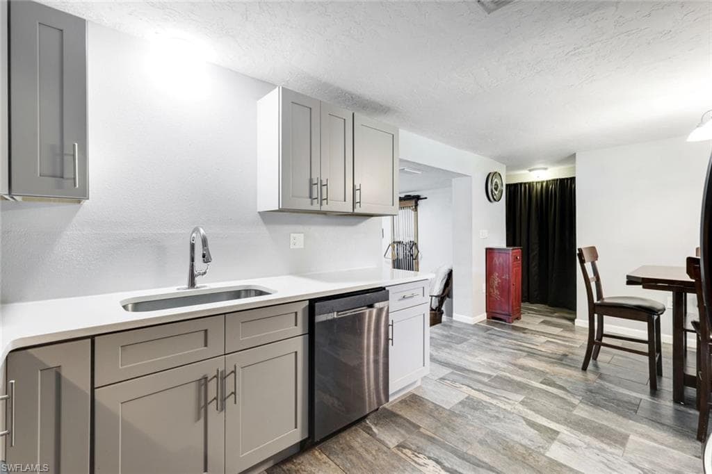108 Powell Creek CIR, NORTH FORT MYERS FL 33917-10