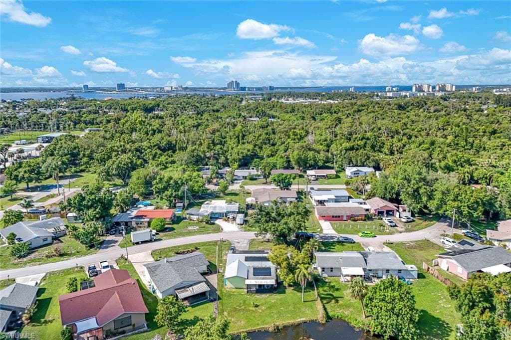 108 Powell Creek CIR, NORTH FORT MYERS FL 33917-30