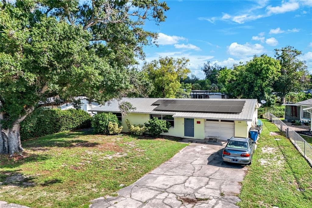 108 Powell Creek CIR, NORTH FORT MYERS FL 33917-24