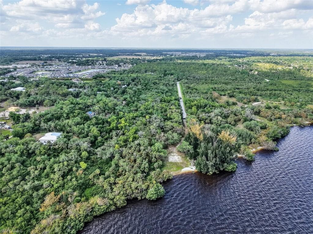 2053 Cohn RD, NORTH FORT MYERS FL 33917-7