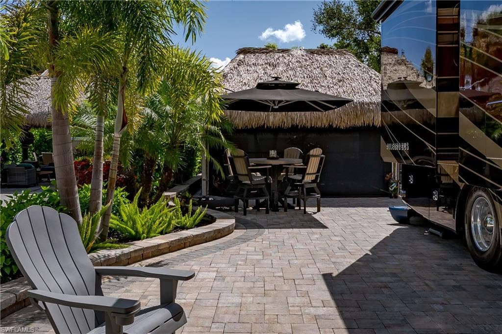 13571 Snook CIR, NAPLES FL 34114-26