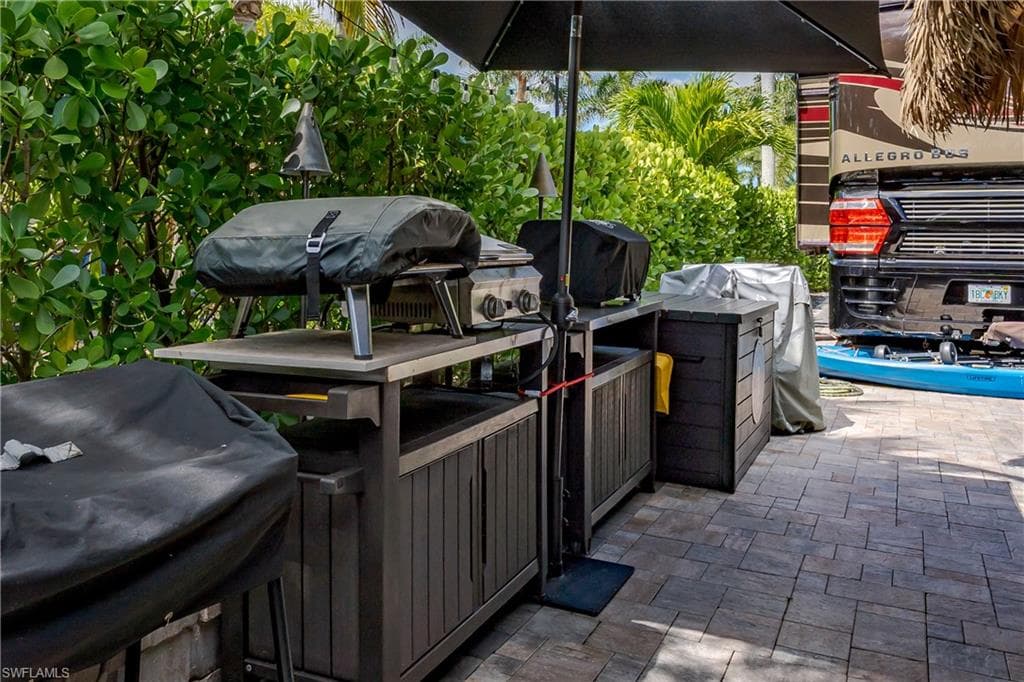 13571 Snook CIR, NAPLES FL 34114-12
