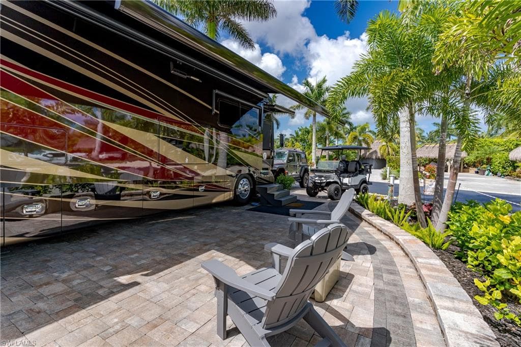 13571 Snook CIR, NAPLES FL 34114-28