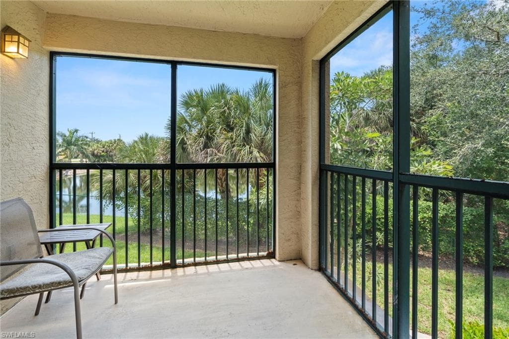 8851 Colonnades CT W # 128, BONITA SPRINGS FL 34135-1
