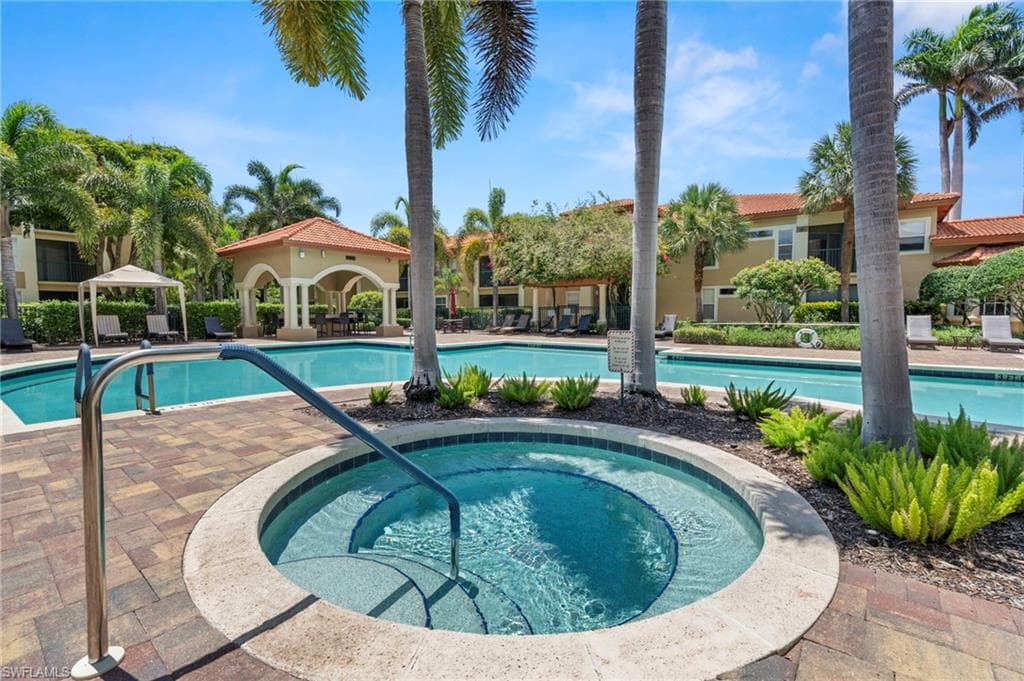 8851 Colonnades CT W # 128, BONITA SPRINGS FL 34135-14