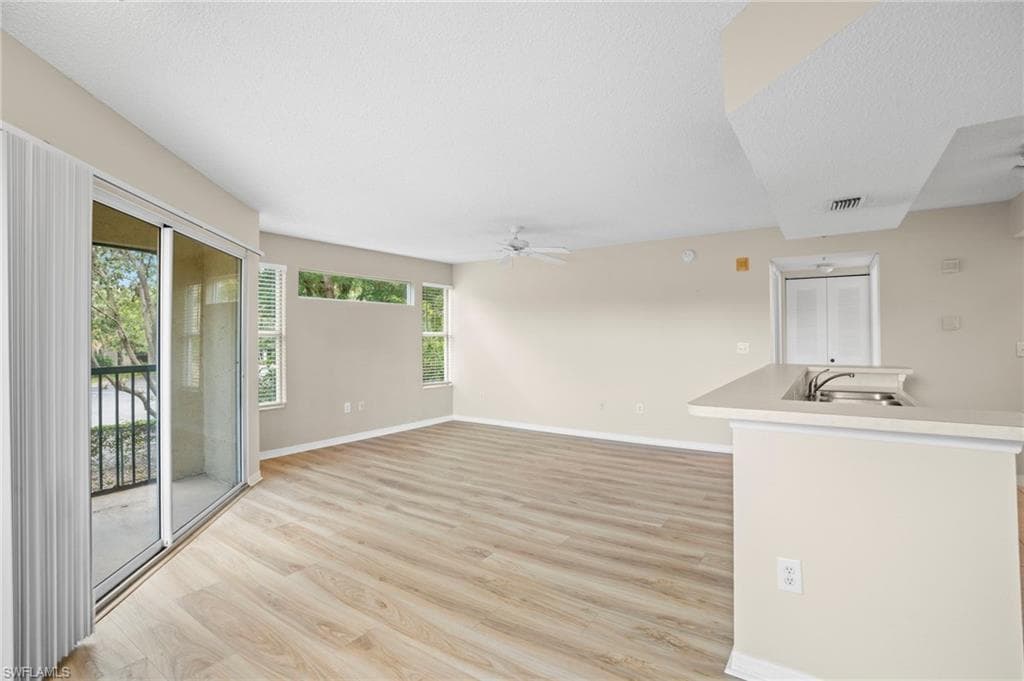 8851 Colonnades CT W # 128, BONITA SPRINGS FL 34135-3