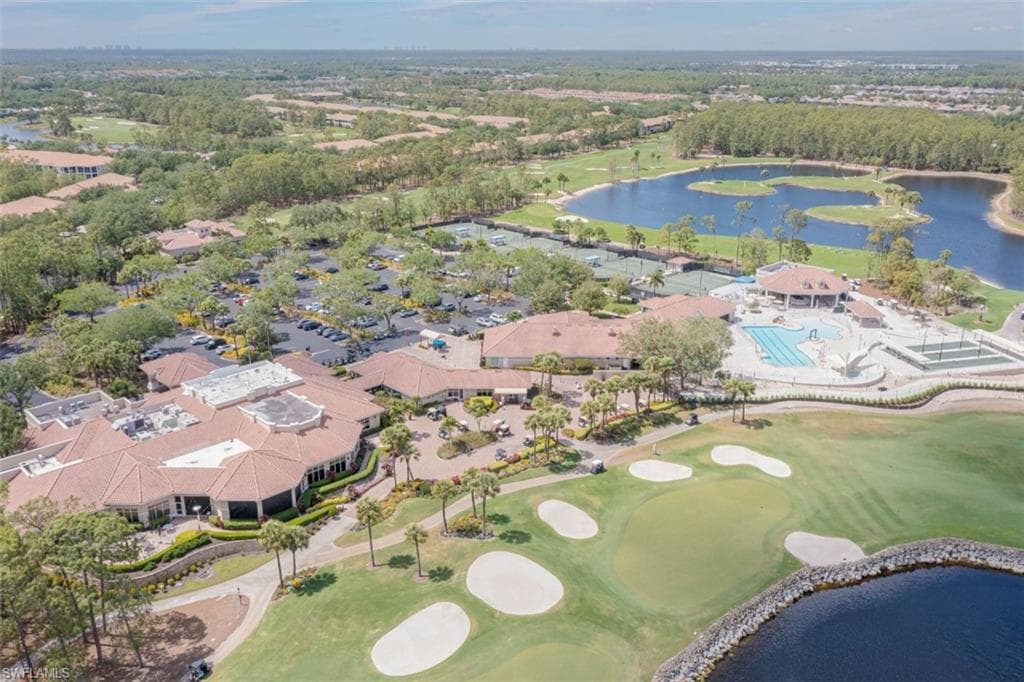 8223 Parkstone PL # 102, NAPLES FL 34120-26