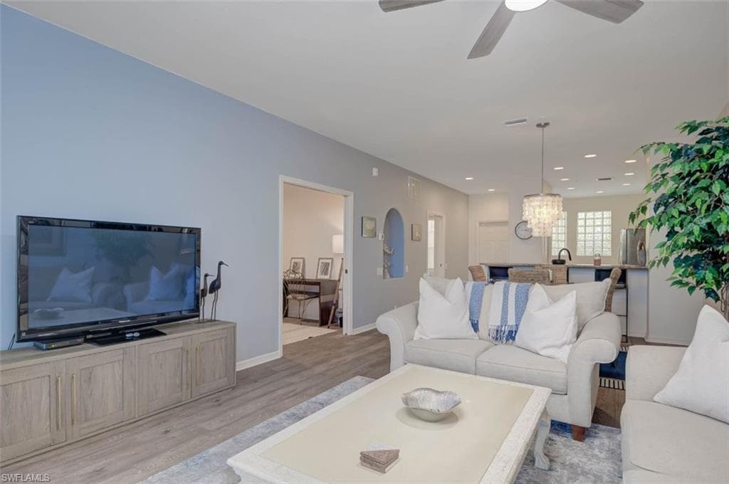 8223 Parkstone PL # 102, NAPLES FL 34120-8