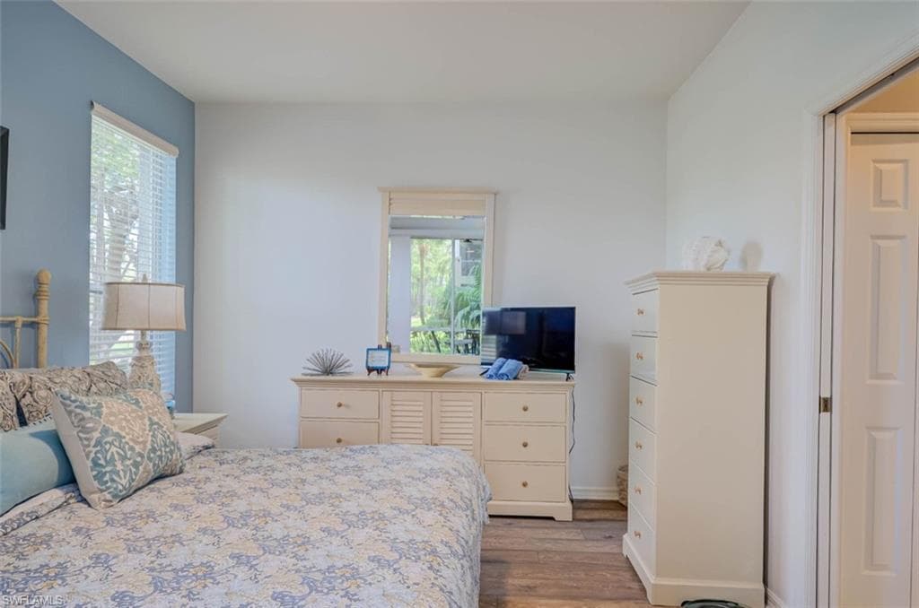 8223 Parkstone PL # 102, NAPLES FL 34120-17