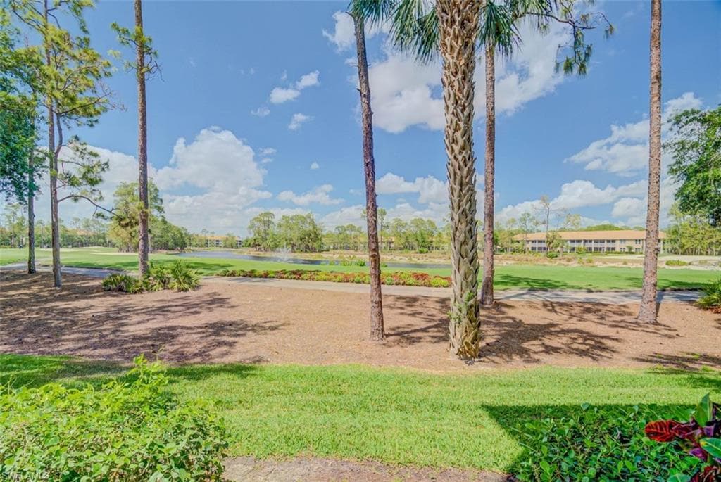 8223 Parkstone PL # 102, NAPLES FL 34120-24