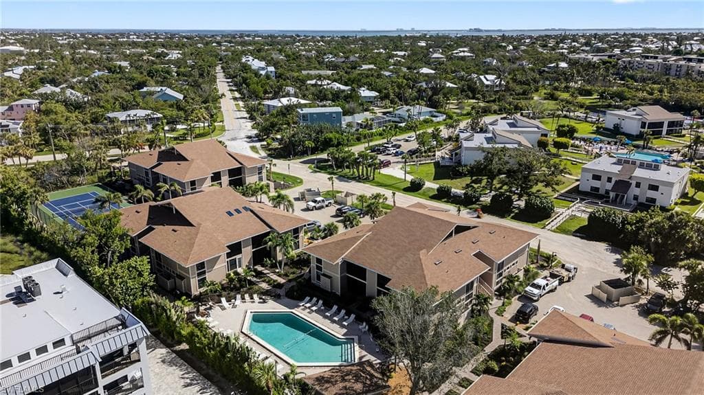 629 Nerita ST # 4, SANIBEL FL 33957-32