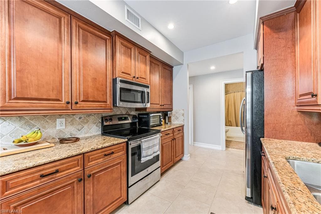 28082 Sosta LN # 2, BONITA SPRINGS FL 34135-11