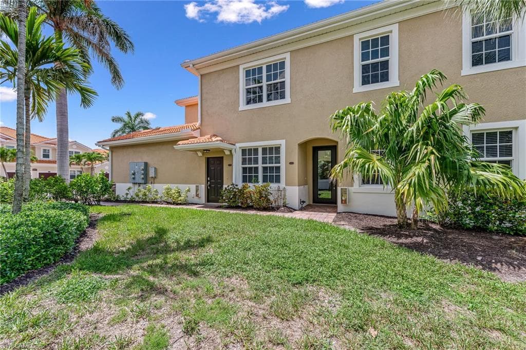 28082 Sosta LN # 2, BONITA SPRINGS FL 34135-23