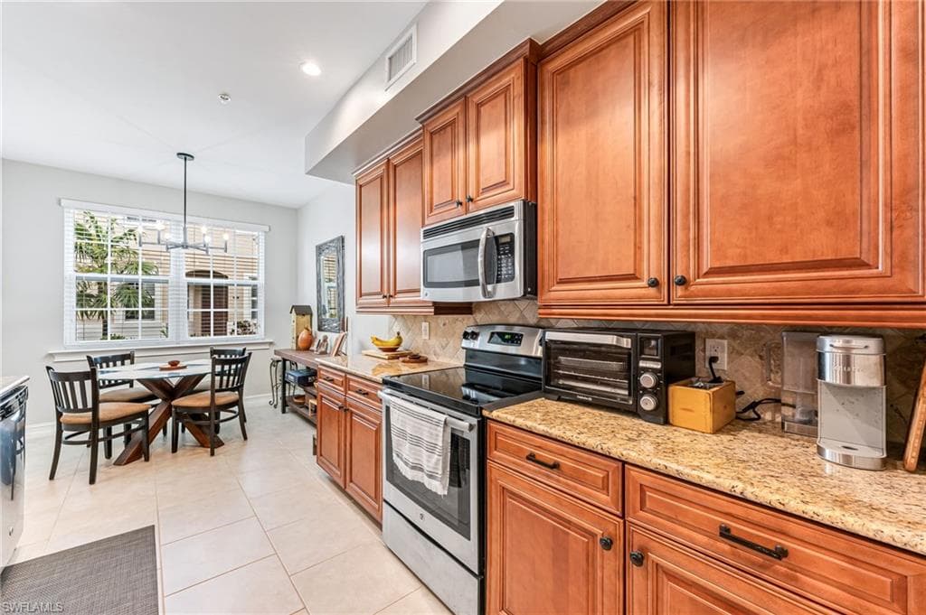 28082 Sosta LN # 2, BONITA SPRINGS FL 34135-9