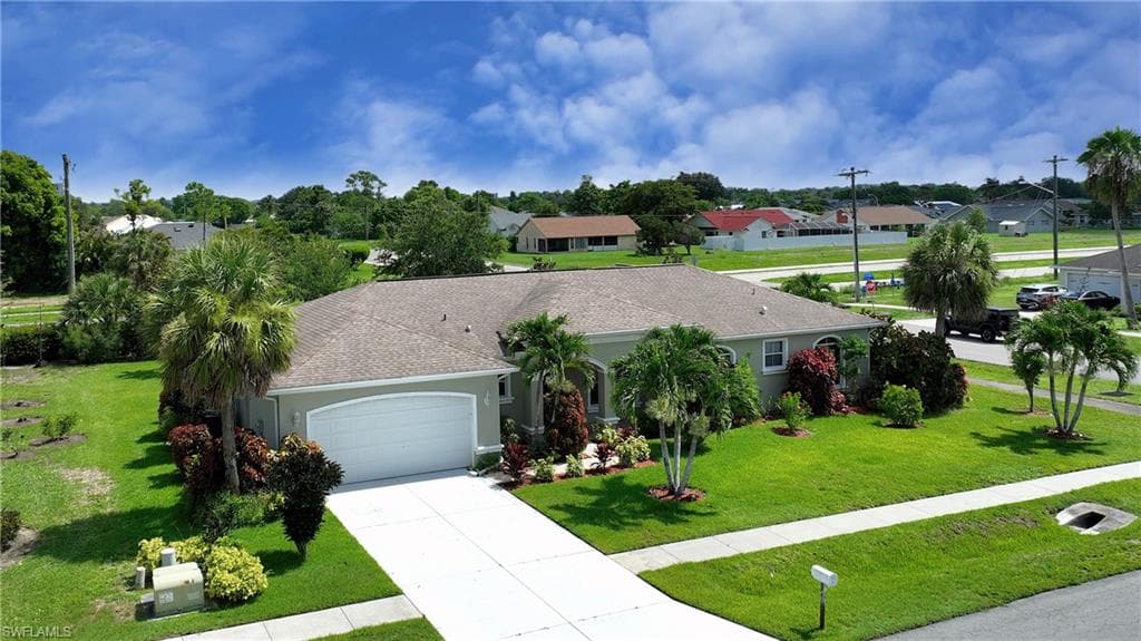 599 Genevieve DR, LEHIGH ACRES FL 33936-1