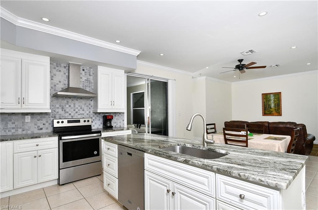 599 Genevieve DR, LEHIGH ACRES FL 33936-19