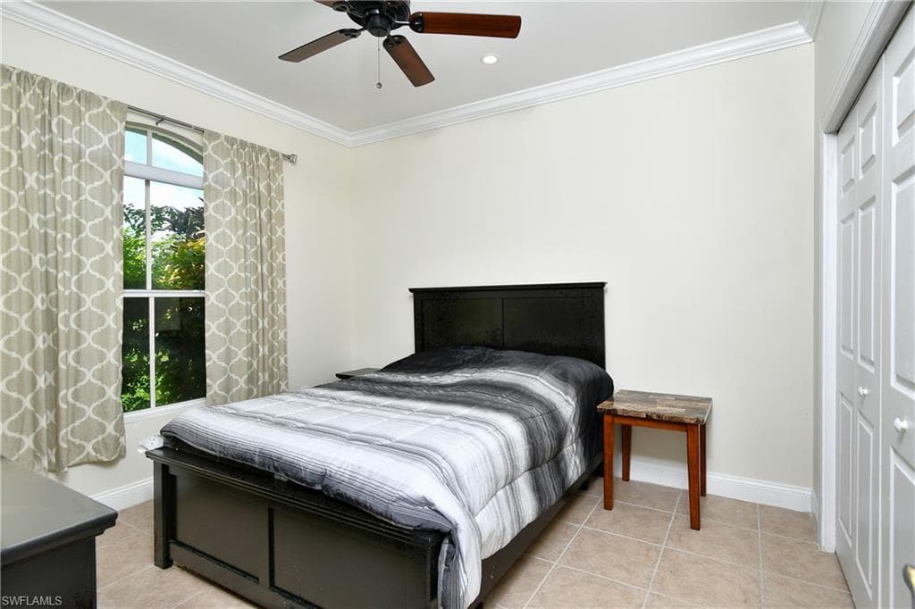 599 Genevieve DR, LEHIGH ACRES FL 33936-28