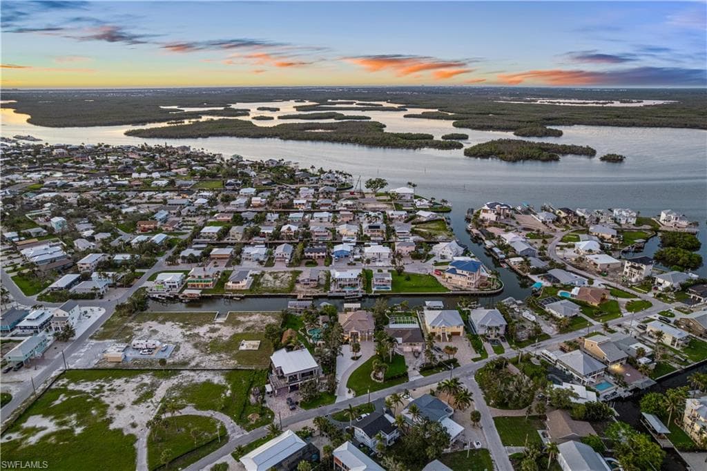 211 Sterling AVE, FORT MYERS BEACH FL 33931-46