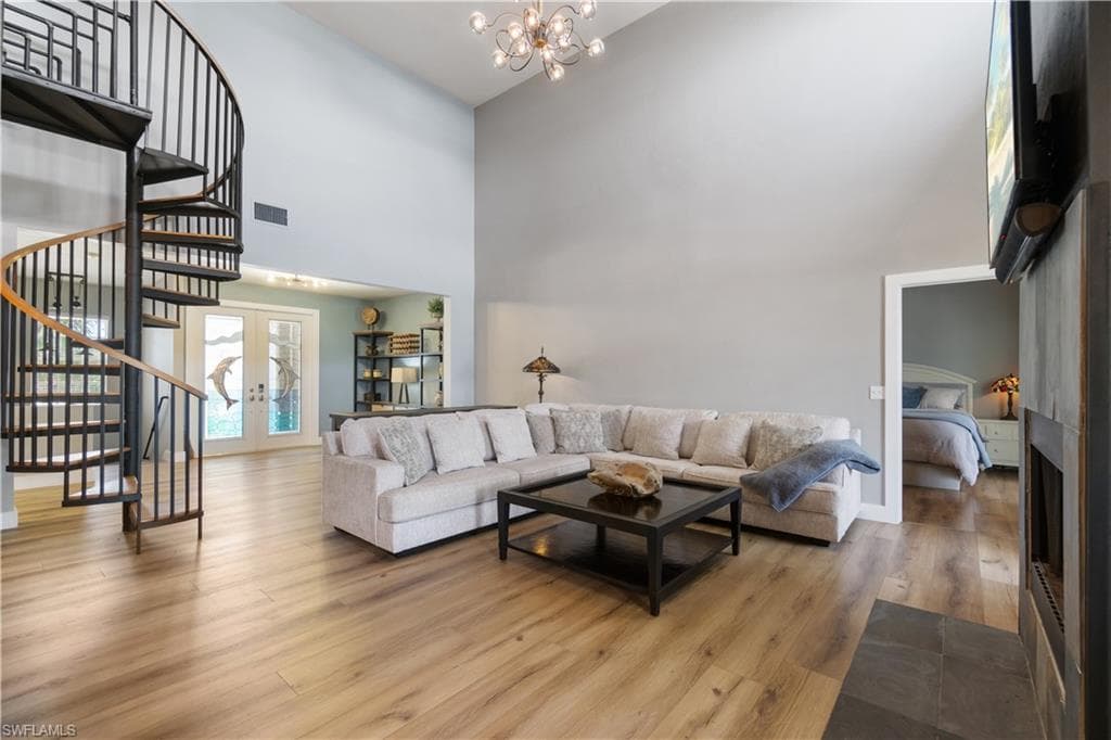 211 Sterling AVE, FORT MYERS BEACH FL 33931-11